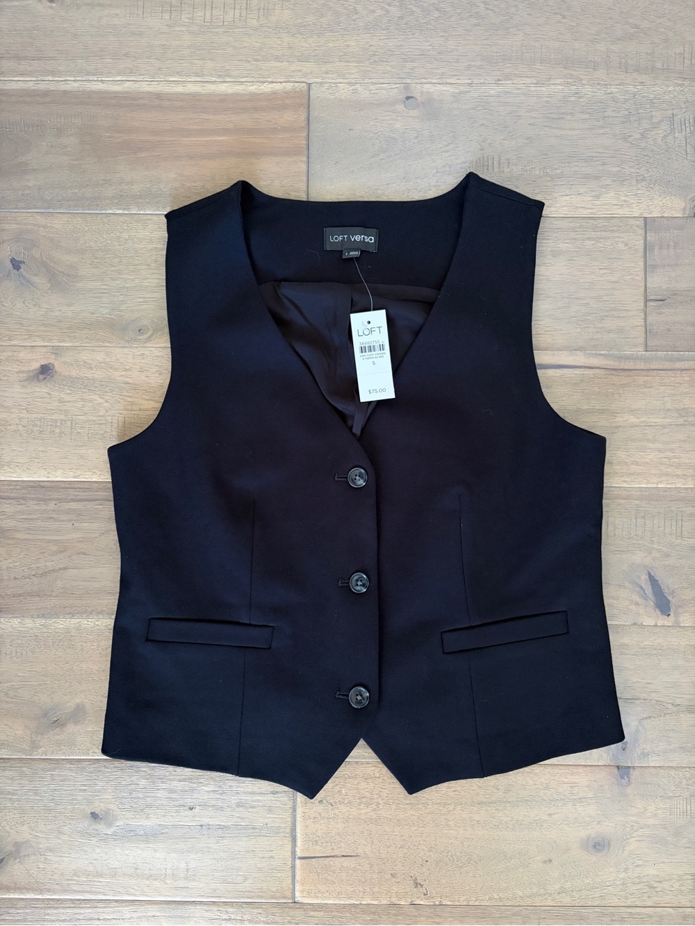 NWT LOFT Versa Black Sleek Tailored Button-Front Vest Small
